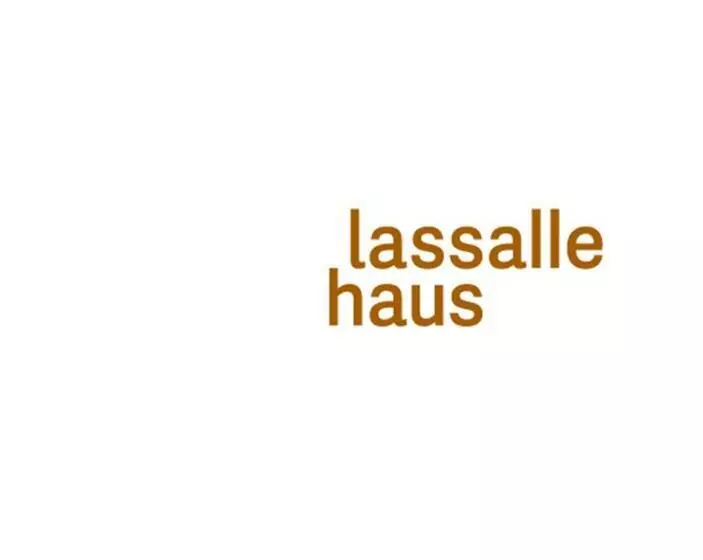 ホテル Simplicity By Bad Schönbrunn