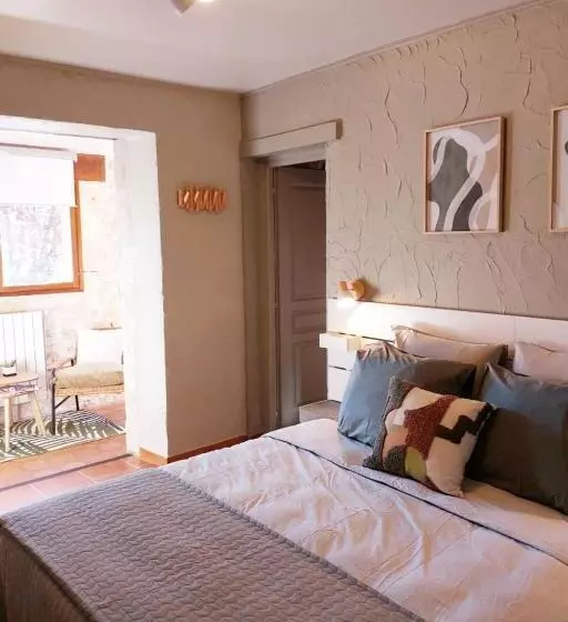 ペンション Chambre Porthos