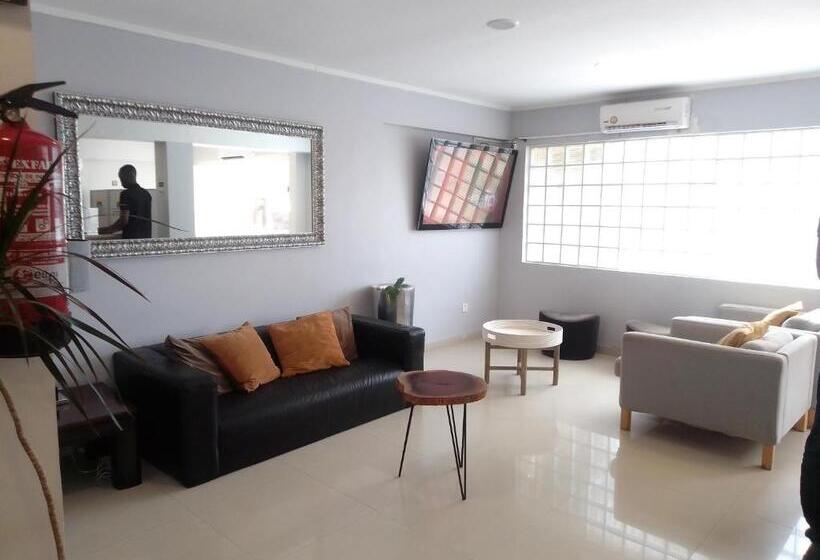 پانسیون Hospedaria U