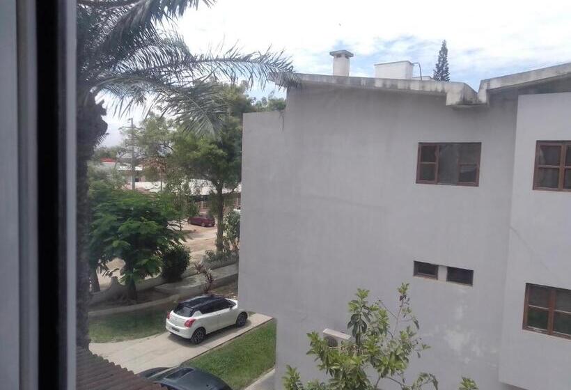 پانسیون Hospedaria U