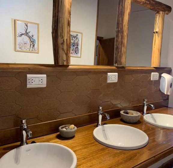 پانسیون Hostel Cosmo