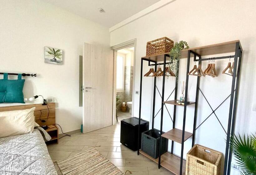 بنسيون La Monstera Rooms