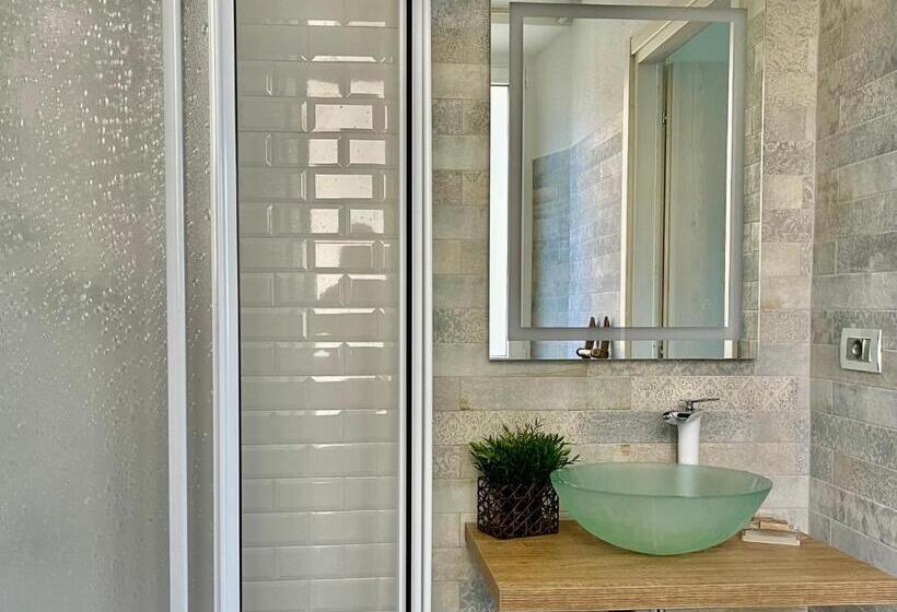 بنسيون La Monstera Rooms