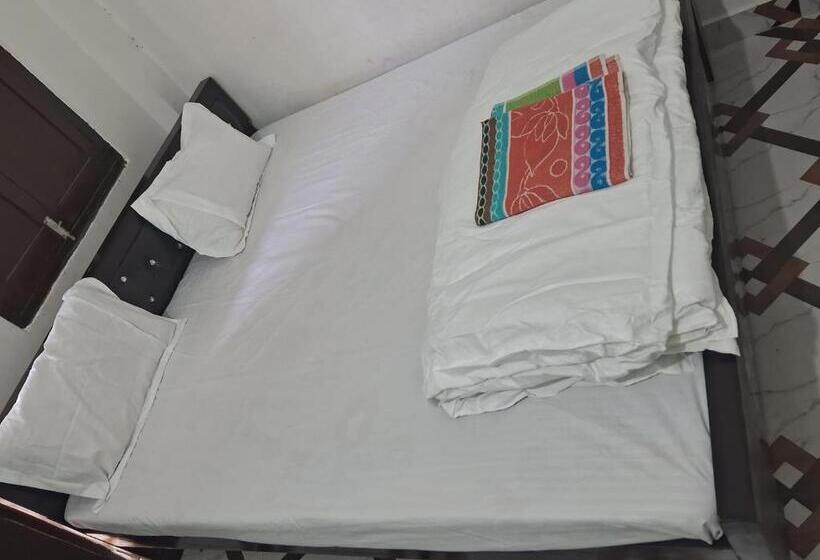 פנסיון Park Avenue Guest House Sultanpur