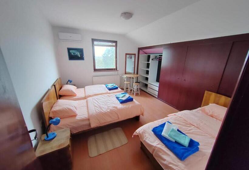 پانسیون Sobe Za Radnike