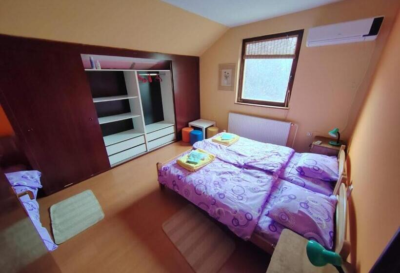 پانسیون Sobe Za Radnike