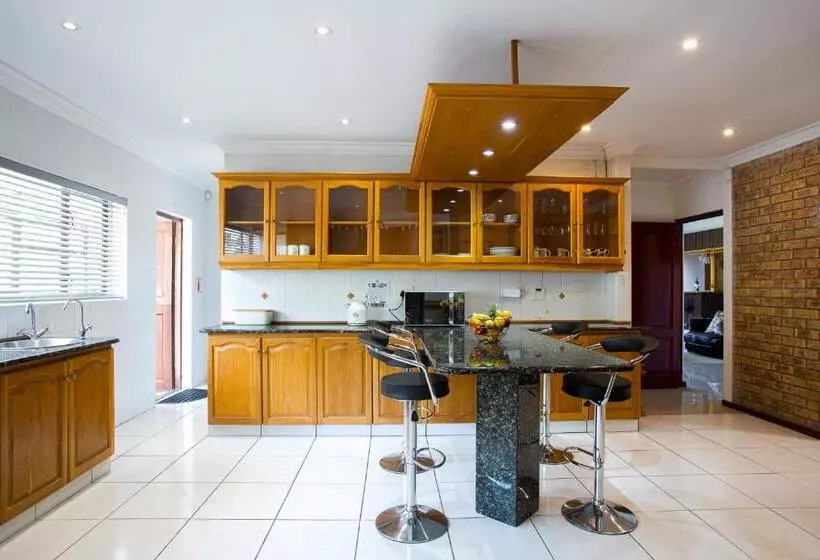 Majatalo Suikerbos Guesthouse