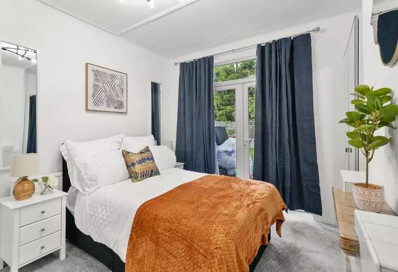 Majatalo Wembley Hububb Stay