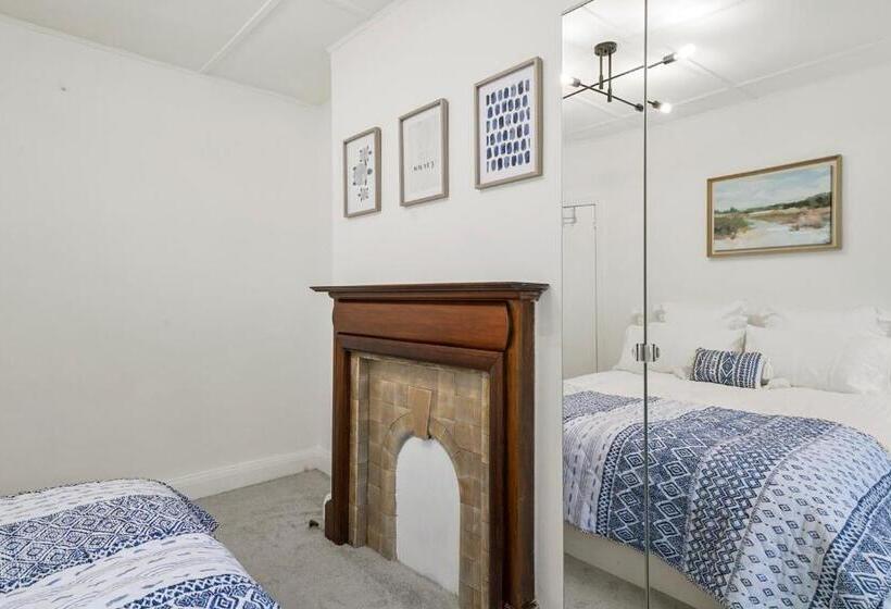 بنسيون Wembley Hububb Stay