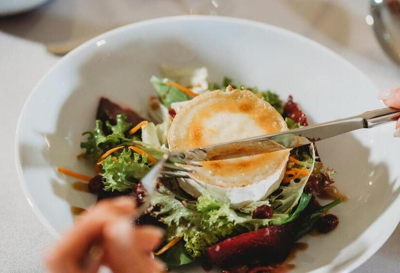 Spa & Wellness Hotel Fitak