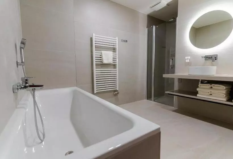 Spa & Wellness Hotel Fitak