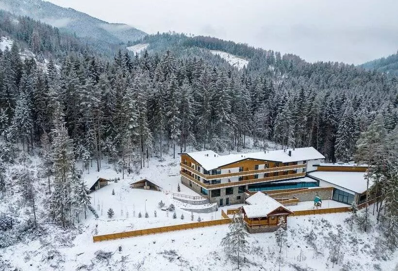 Spa & Wellness Hotel Fitak