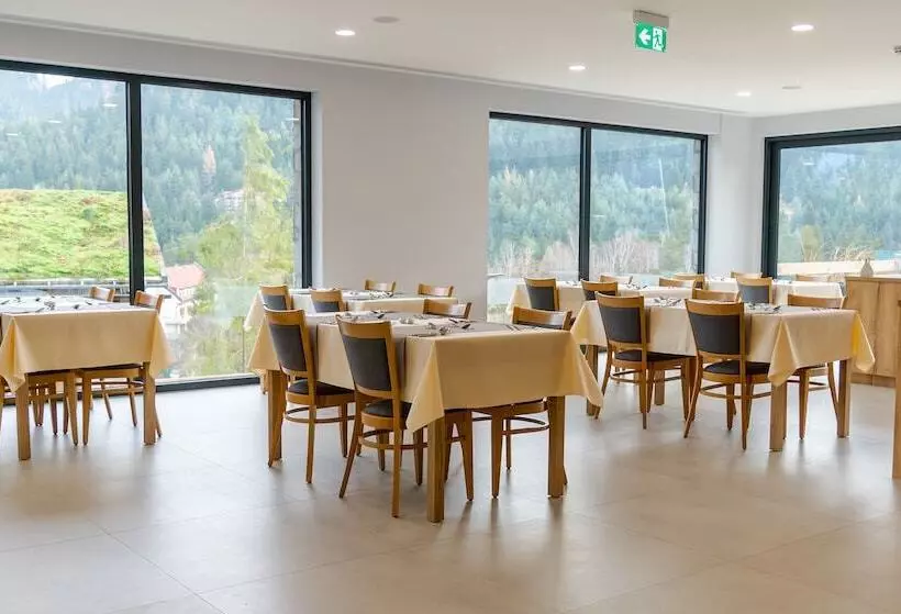 Spa & Wellness Hotel Fitak