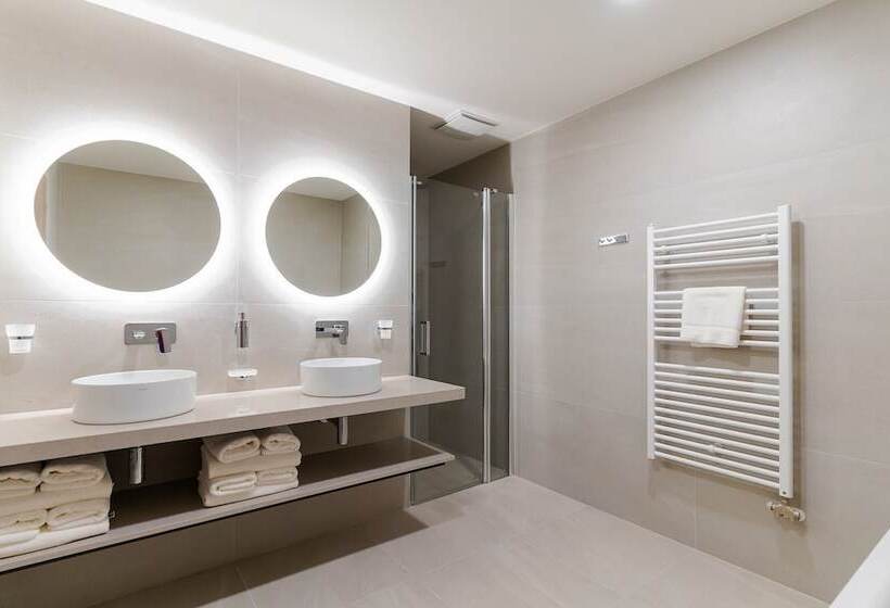 Spa & Wellness Hotel Fitak