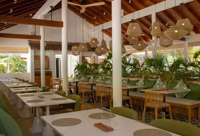 Stone Hotels Dhiffushi