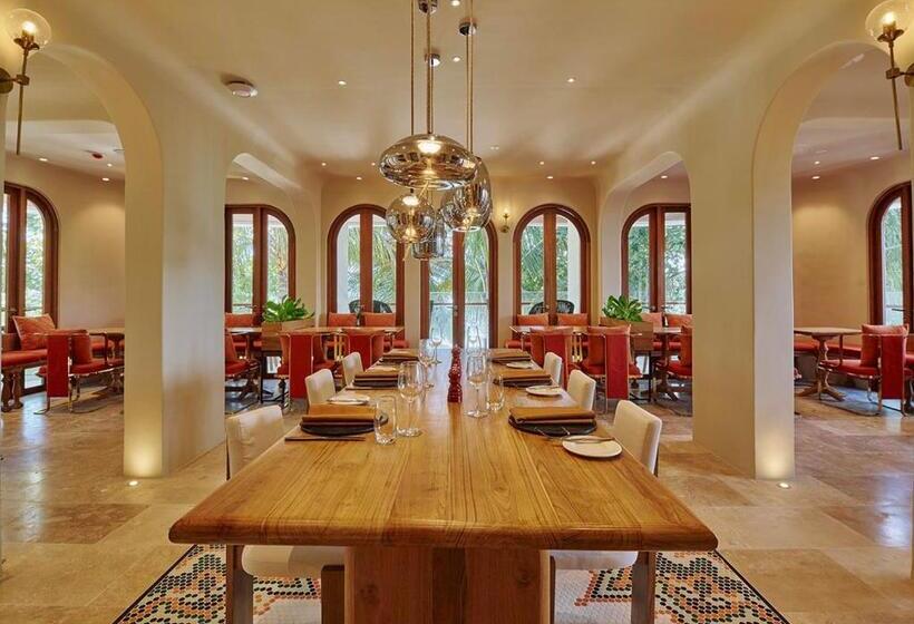 Stone Hotels Dhiffushi