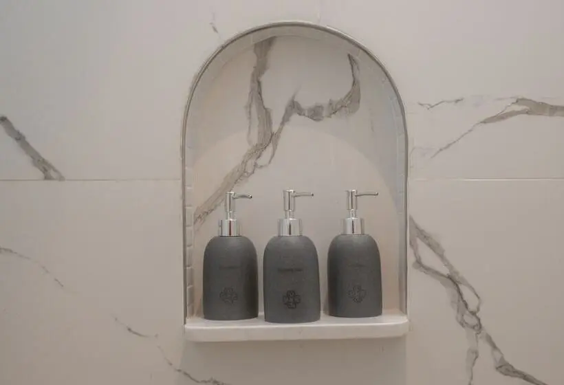 Stone Hotels Dhiffushi