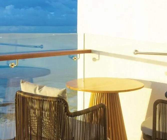 Stone Hotels Dhiffushi