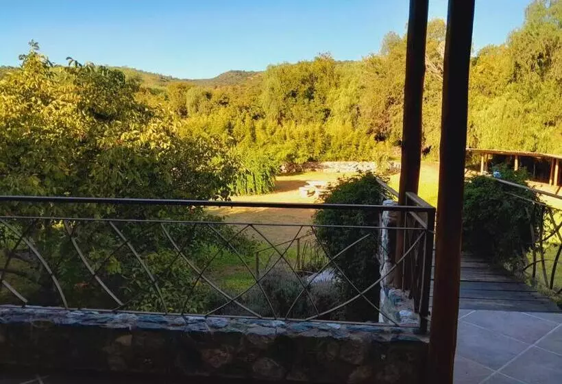 Retkeilymaja Anicca Posada