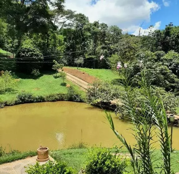 ユースホステル Pousada Dos Olivais