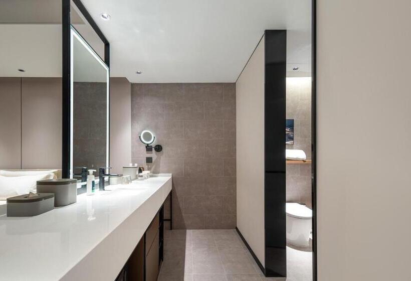 Atour Hotel Jindezhen Peoples Square Zhejiang Road