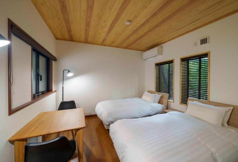 Bed and Breakfast ゲストハウス小布施