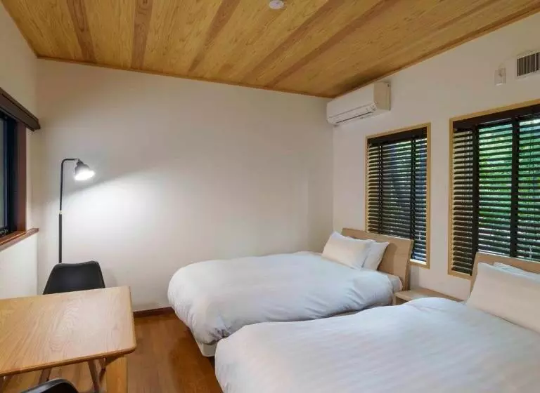 Aamiaismajoitus (B&B) ゲストハウス小布施