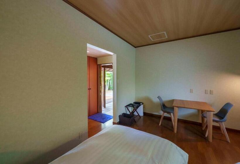 Bed and Breakfast ゲストハウス小布施