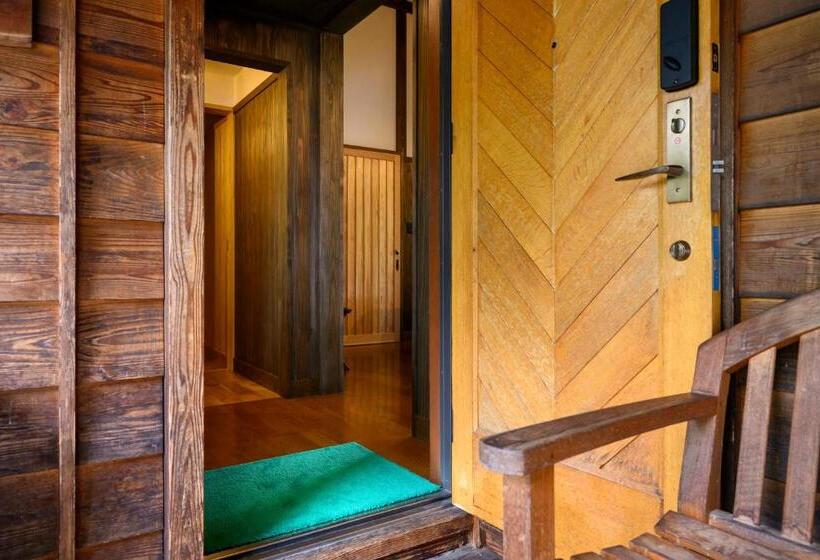 Bed and Breakfast ゲストハウス小布施