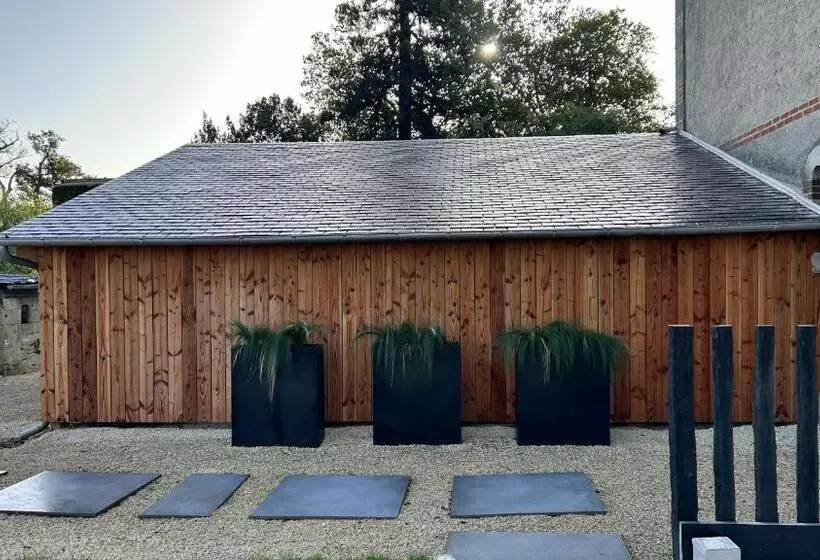 Aamiaismajoitus (B&B) Château Du Beugnon