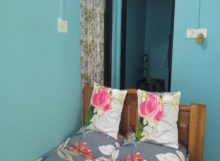 Bed and Breakfast Kharmih Varieties Spot Encamp Adventures