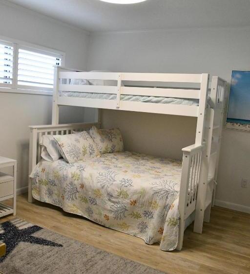 Breathtaking Views Beach Condo   Sleeps 8!