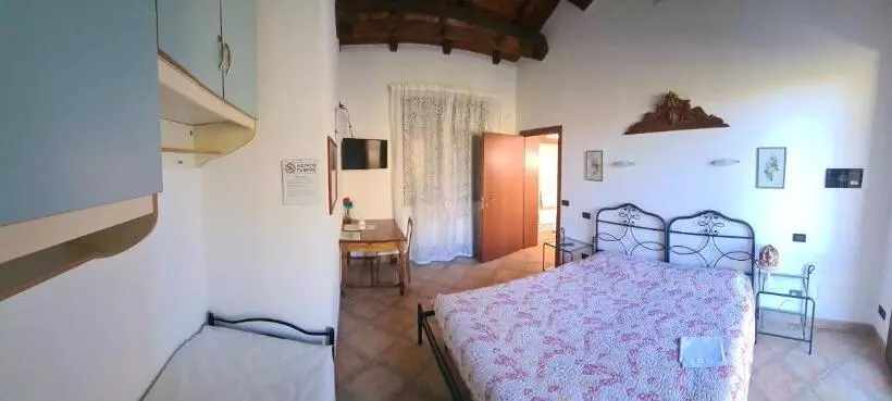 ホテル Azienda Agricola Biologica Le Lucciole