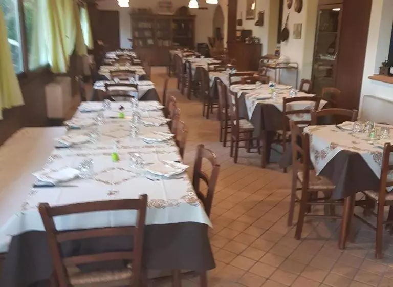 ホテル Azienda Agricola Biologica Le Lucciole