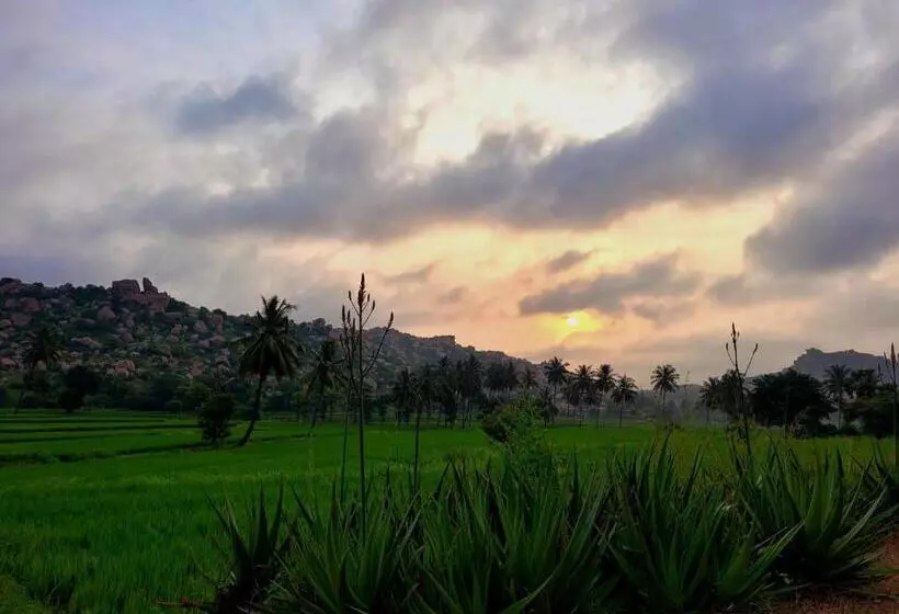 ホテル Gowri Nature Farm Stay