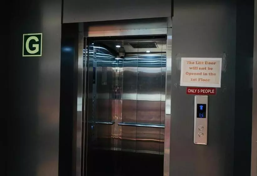 Hotelli Kalanad Residency