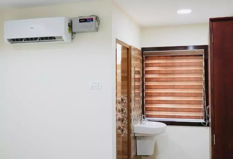 Hotelli Kalanad Residency