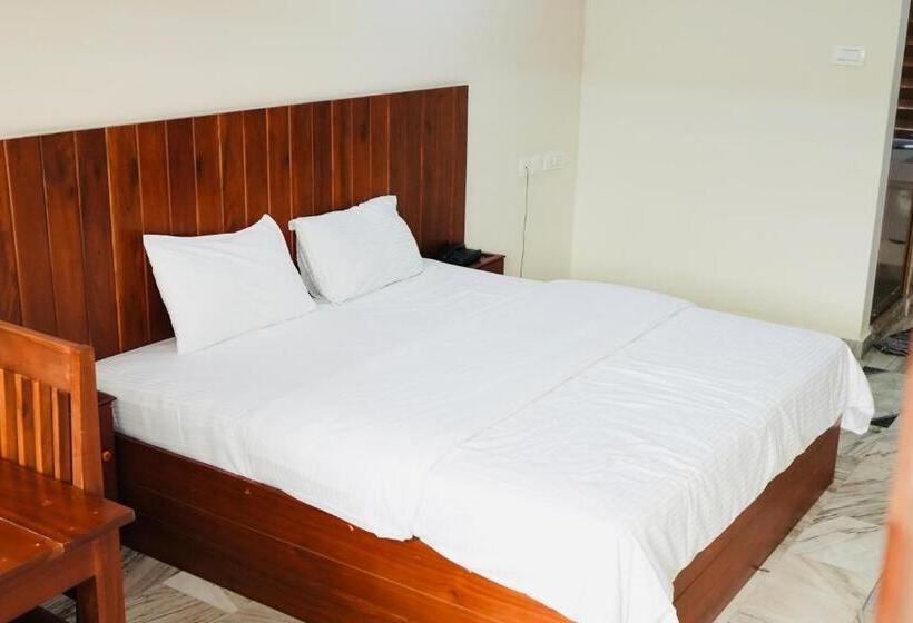 Hotel Kalanad Residency