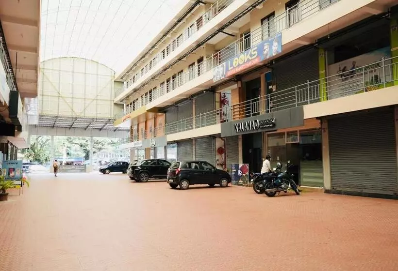 Hotelli Kalanad Residency