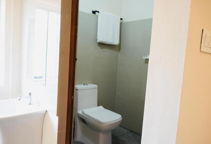 Hotel Kalanad Residency