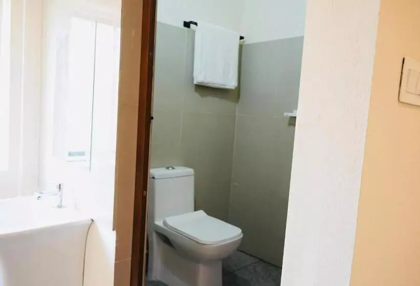 Hotelli Kalanad Residency