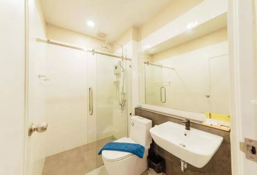 Hotelli Phu Sakon Ville