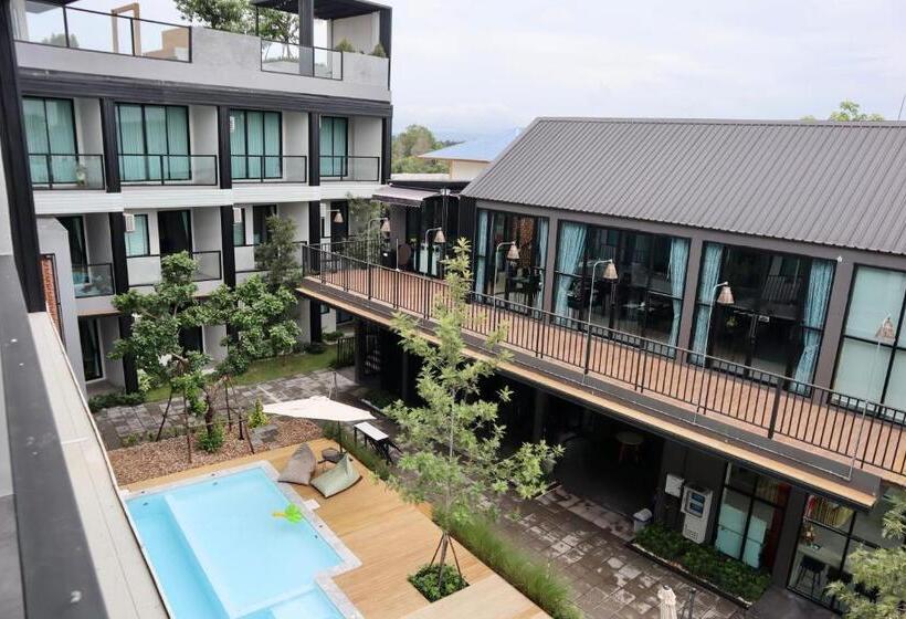 酒店 Phu Sakon Ville