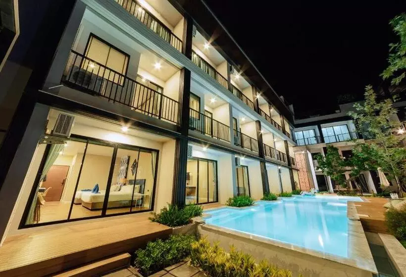 Hotelli Phu Sakon Ville