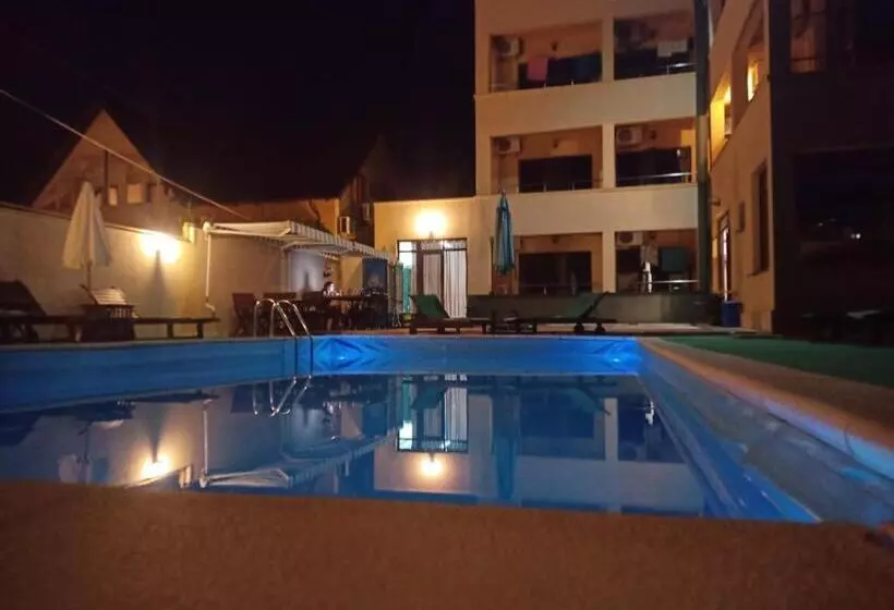 Hotelli Vila Epic
