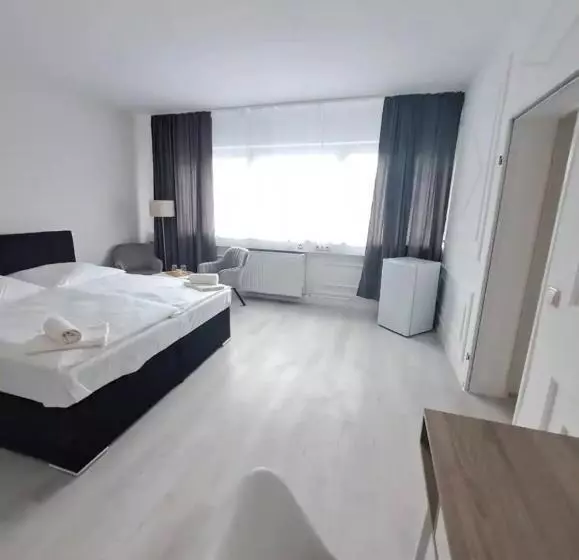 Mycompass Hotel Offenbach