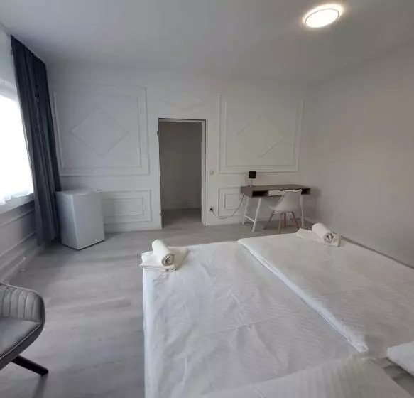 Mycompass Hotel Offenbach