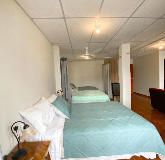 پانسیون Maria Iii Hostal