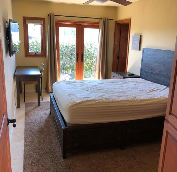 פנסיון Mason House