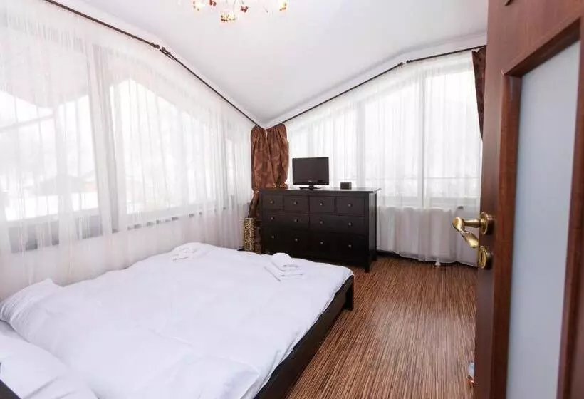 ペンション Paradisul Verde Siriu